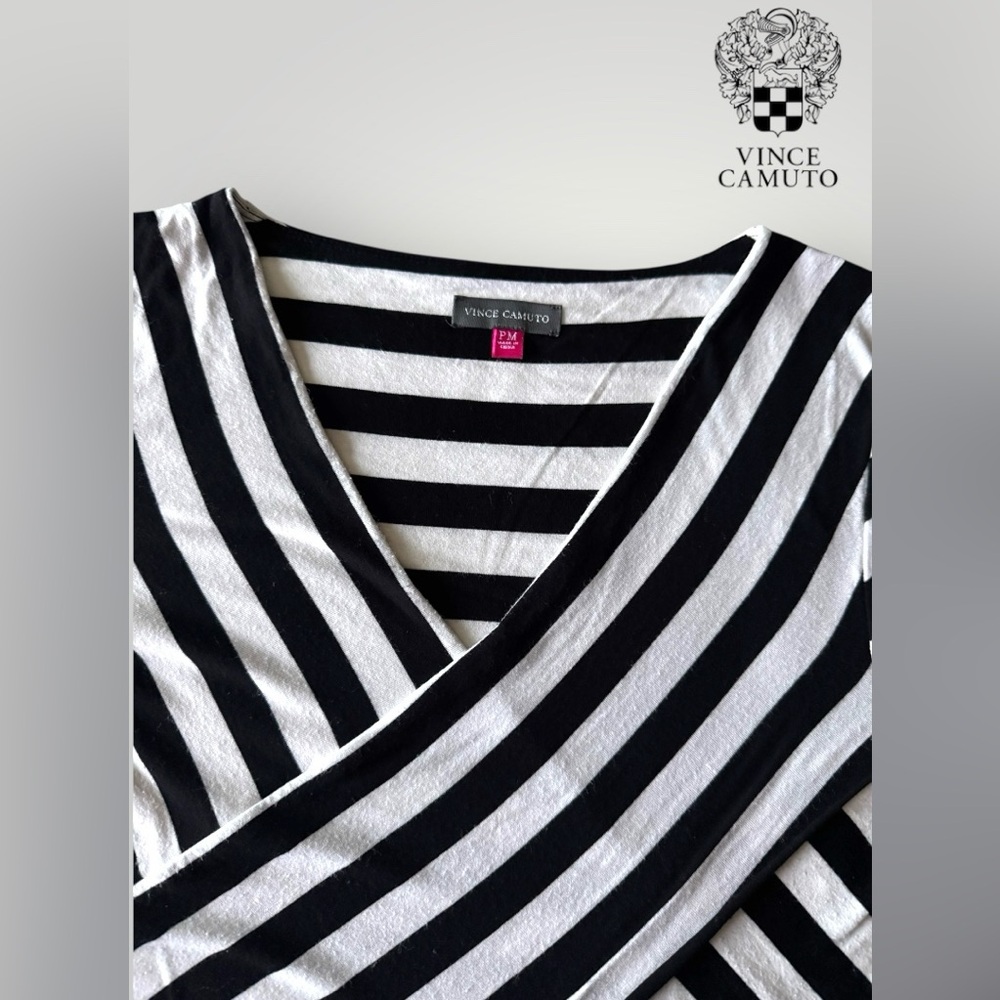 🛍️SALE🛍️ Vince Camuto Women’s Black & White Stripe Tiered Layer Crossover Top - Picture 4 of 5